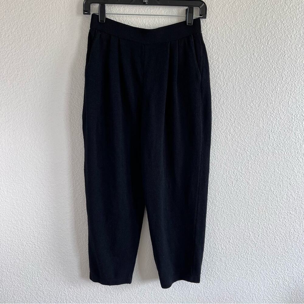 St. John Basics Black Knit Stretch Pull On High Rise Pants‎